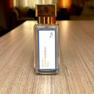 Maison Francis Kurkdjian Paris; 724